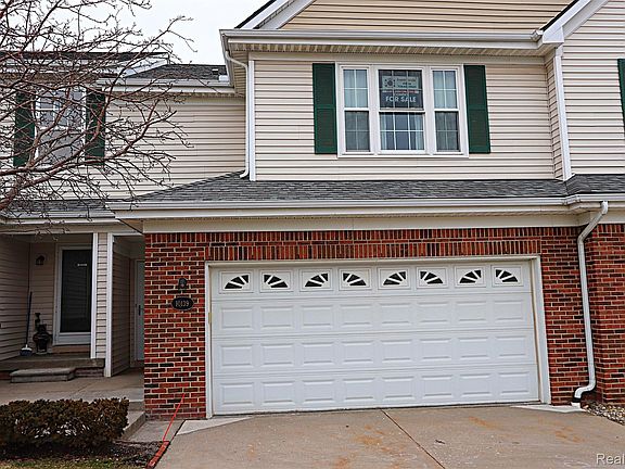 2nd image of 10139 Ridge Run St #9