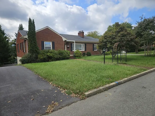 2724 Wilshire Ave SW, Roanoke, VA 24015