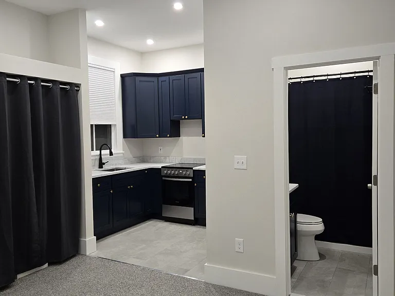 7 Carroll St #1 — Photo 9