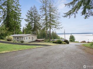 20 E Mountain Pl, Grapeview, WA 98546