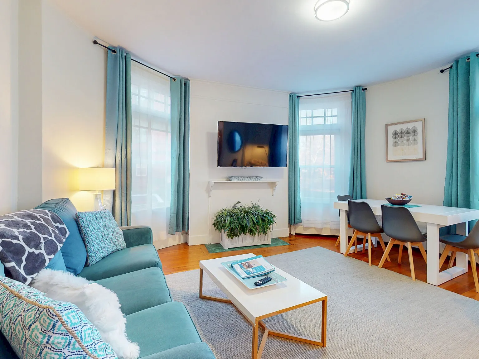 1 bed, 1.0 bath, 800 sqft, $4,995 — Photo 4