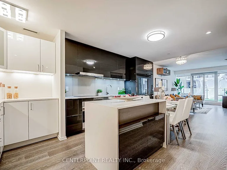 1 Bloor St E #515 — Photo 2