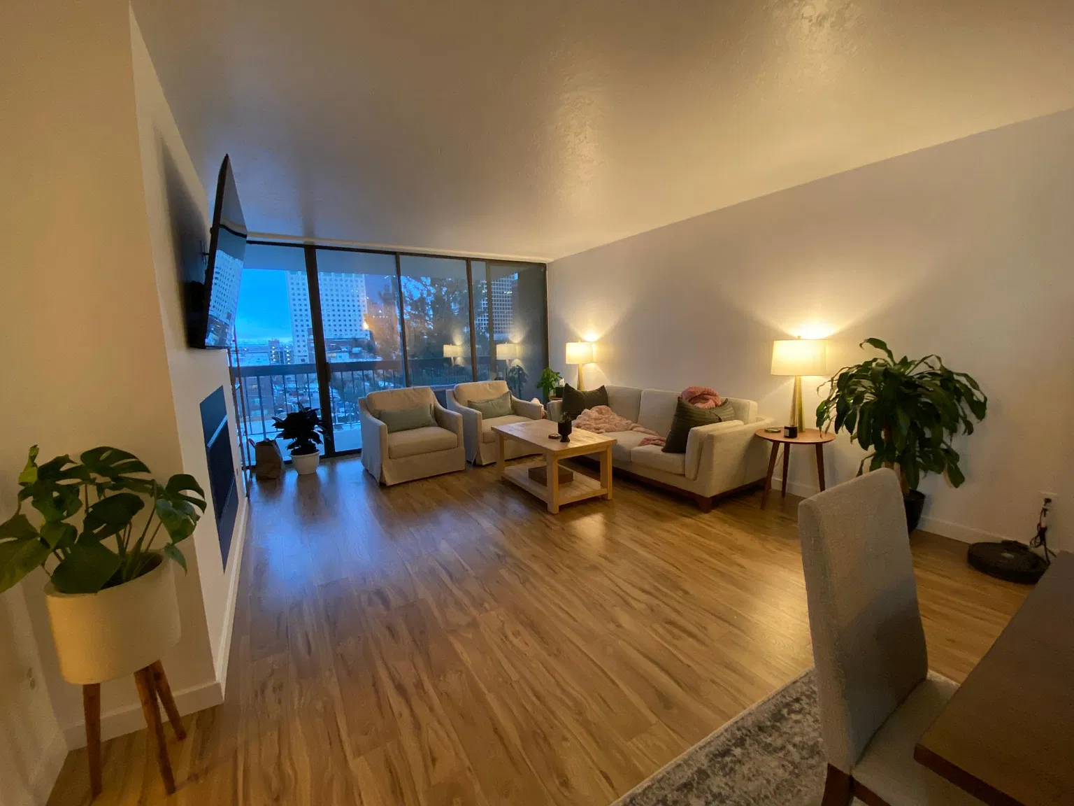 2 bed, 1200 sqft, $2,650 — Photo 4