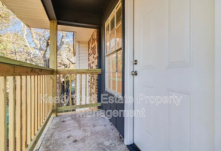 107 Meudon St #D — Photo 27
