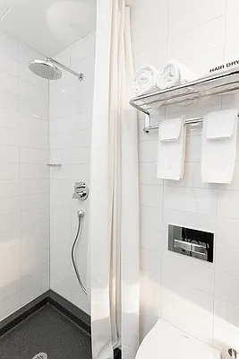 Rented by Pod Pads | media 6