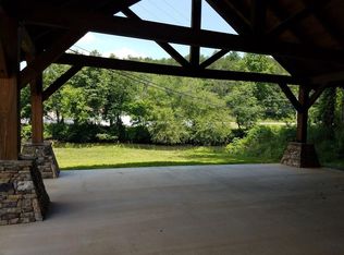 101 River Mountain Dr, Murphy, NC 28906