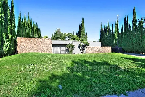 3160 Watt Ave Photo 1