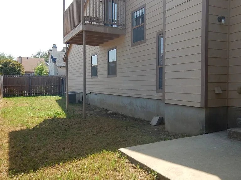 14304 Indian Woods — Photo 19