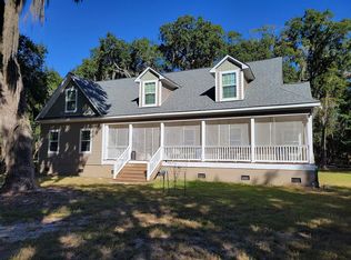 108 Saxonville Rd, Saint Helena Island, SC 29920