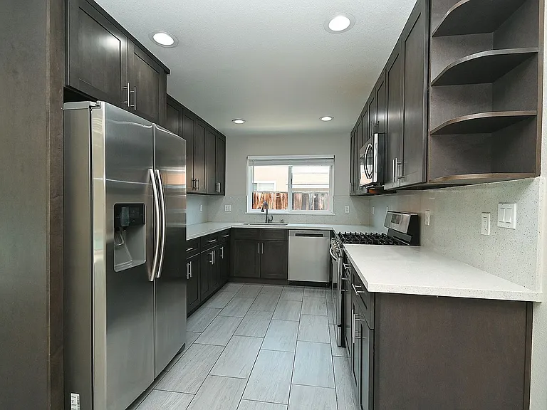 3332 Hogarth Pl — Photo 21