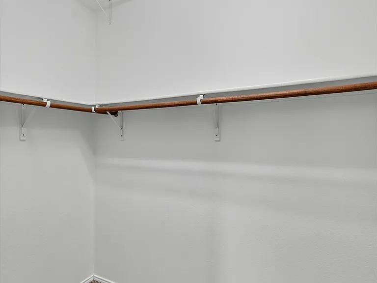 2510 Sedona St — Photo 14