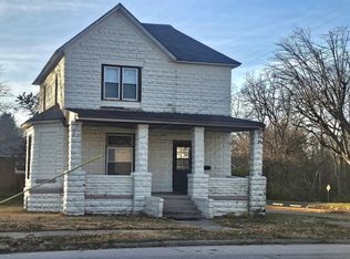 428 N Main St, Lewistown, IL 61542