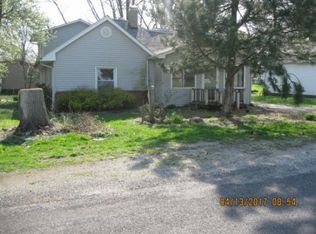 112 S La Rochelle St, Assumption, IL 62510