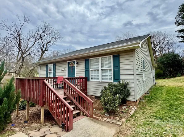 1019 W 7th Ave, Gastonia, NC 28052