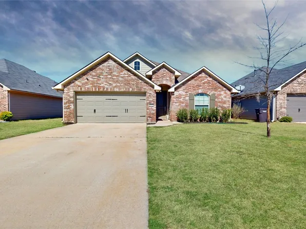 4016 False River Dr, Bossier City, LA 71111