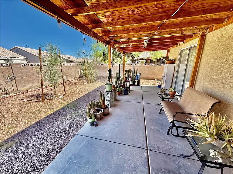 1708 Crystal Chimes Dr — Photo 19