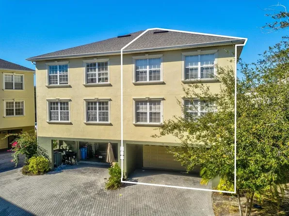 10144 Arbor Run Dr, Tampa, FL 33647