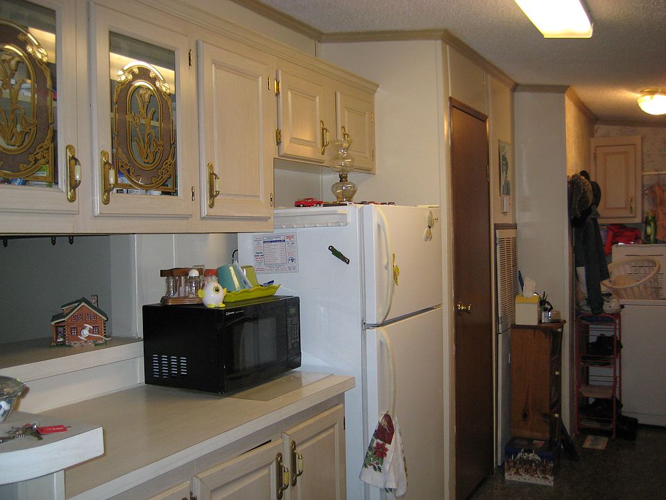 2nd image of 188 Foxwood Trl
