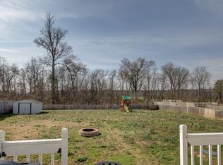 10527 Bell Station Rd, Oak Grove, KY 42262