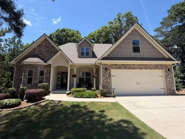 1020 Honey Ln, Loganville, GA 30052