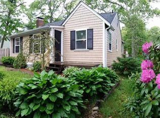 12 Parkwood Dr, Wareham, MA 02571