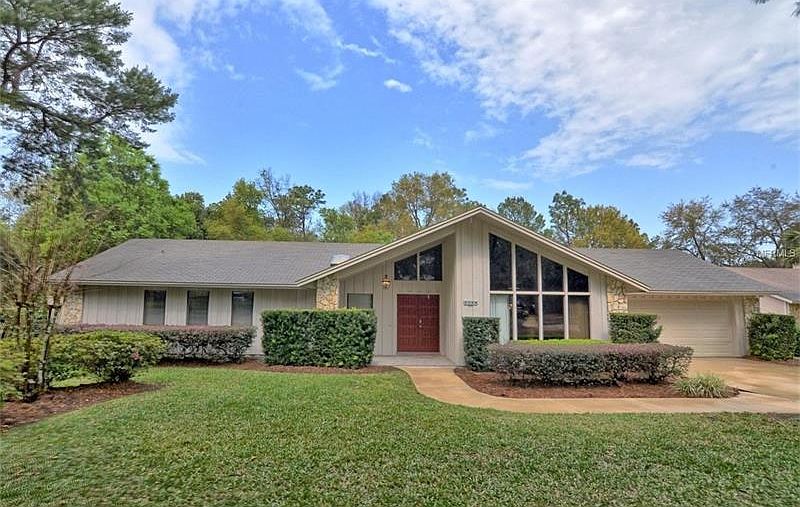 1st image of 106 Sand Pine Ln