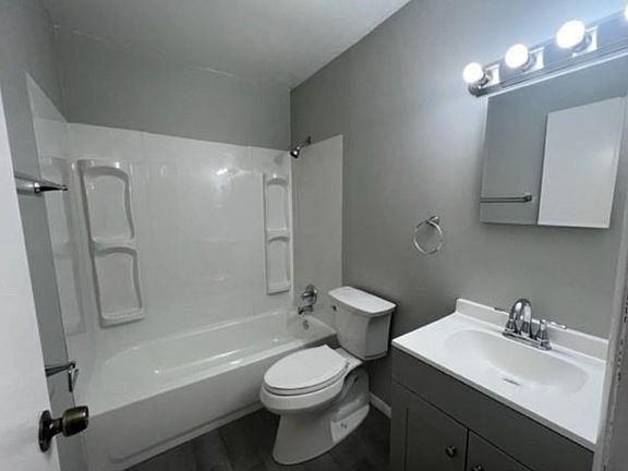 5th image of 5078 Nebraska Ave #5080