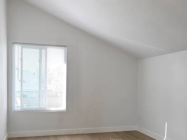 Upstairs bedroom 3