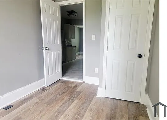 3 bed, 1249 sqft, $2,500 — Photo 2