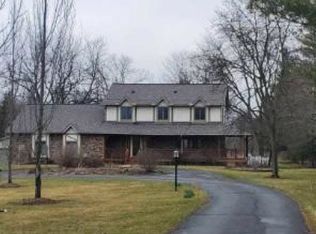 2151 E Baldwin Rd, Grand Blanc, MI 48439