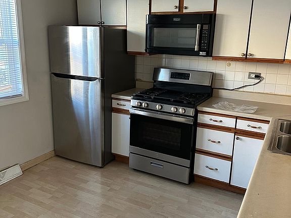 4th image of 8702 Gregory Ln