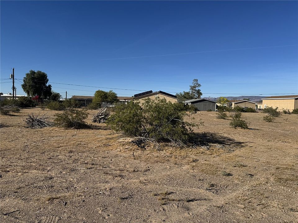 2nd image of 5327 Mesa Drive