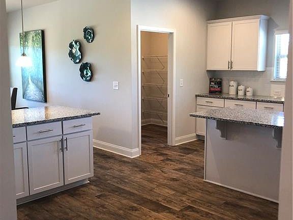 4th image of 5908 Wauka Mountain Springs Dr