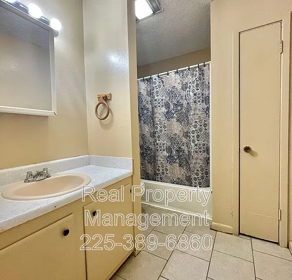 10952 Cherry Hill Ave #4 — Photo 11