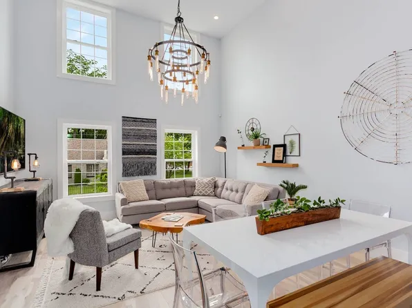 319 NW A St #Id1221793p, Bentonville, AR 72712