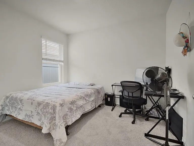 1749 Southfork Dr — Photo 10