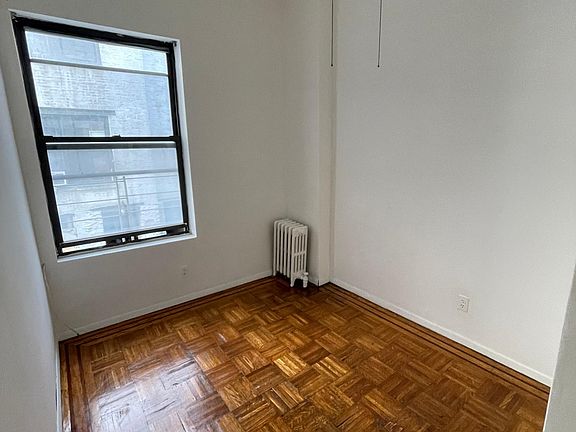 4th image of 8687 Bay Pkwy #1