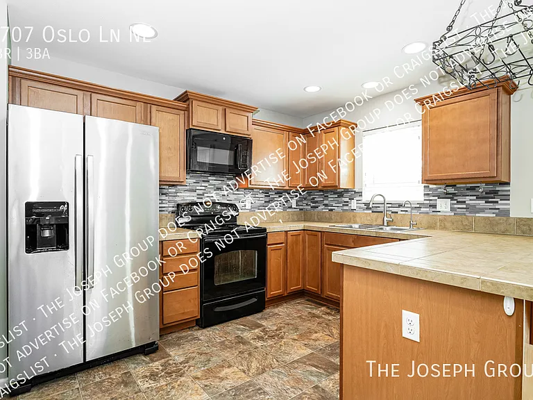 8707 Oslo Ln NE — Photo 7