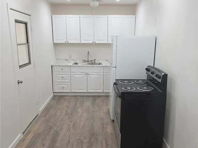 804 Valley Ave — Photo 4