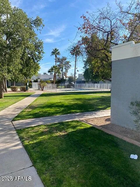 2 bed, 1.0 bath, 837 sqft, $1,650 — Photo 3