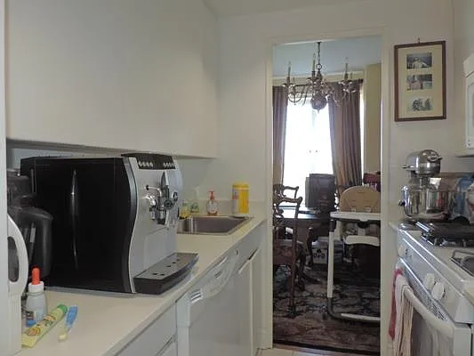 Rented by essential NEW YORK Real Estate | media 34