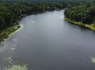 8653 Lakeside Trl, Harrison, MI 48625