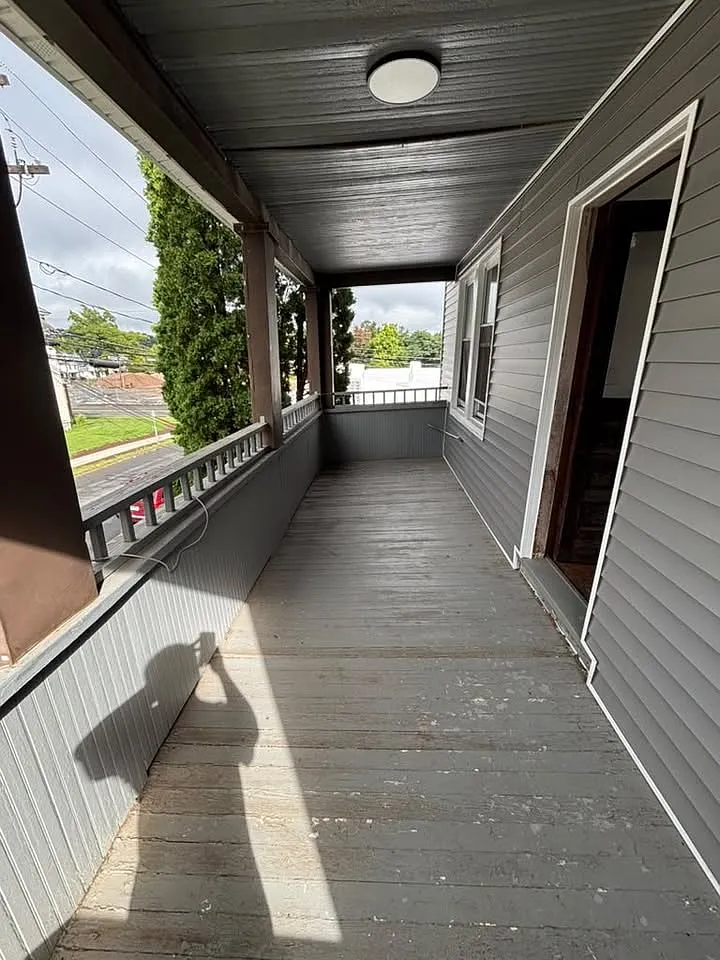 3 bed, 1150 sqft, $1,800 — Photo 4