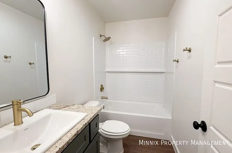 2151 Langford Ave — Photo 15