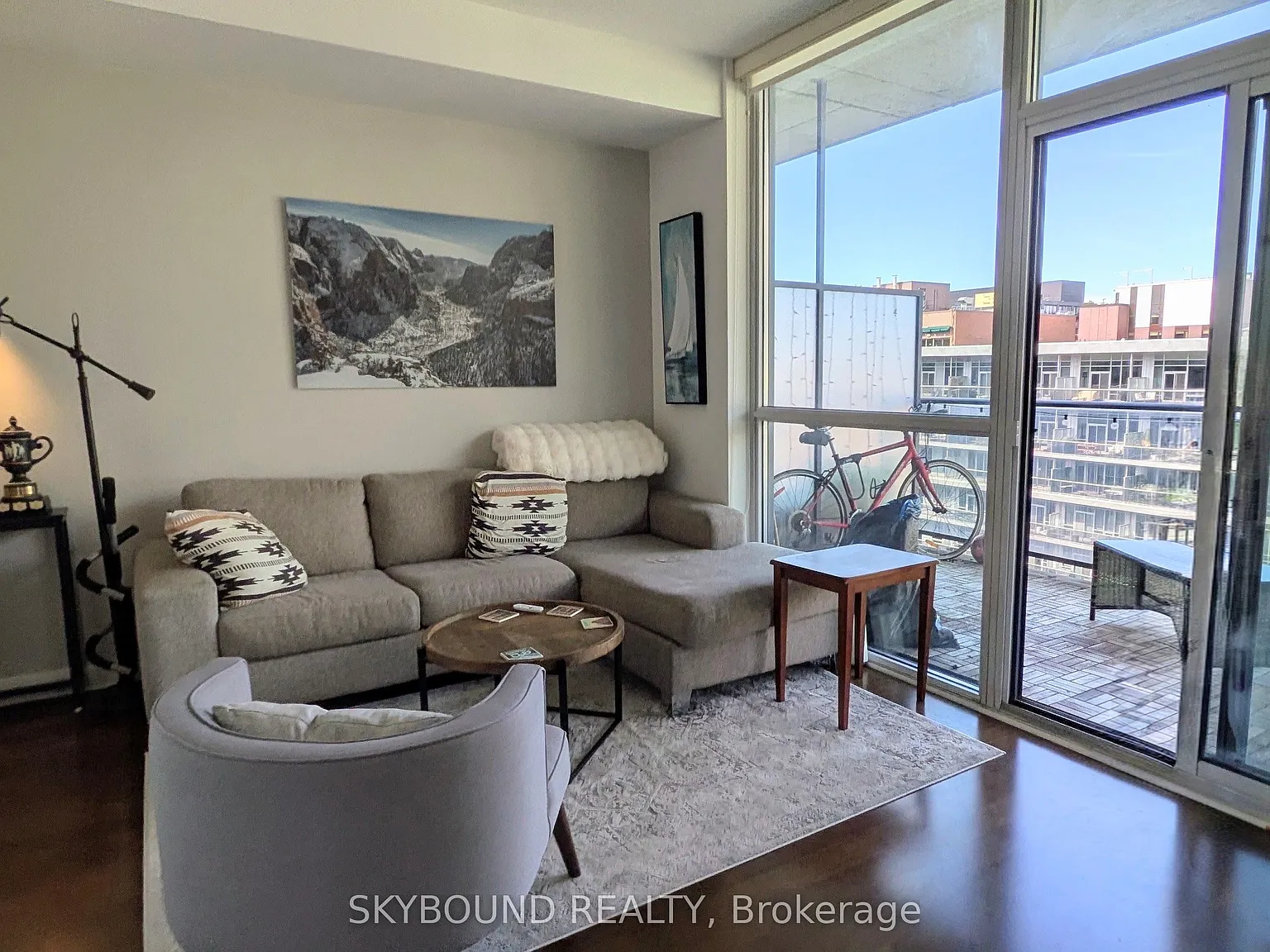 478 King St W — Photo 4