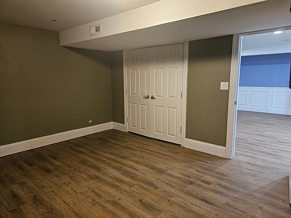 5th image of 1903 W Golf Rd APT 1B