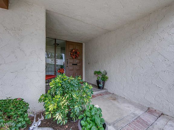 2nd image of 936 N Dunbar Ln