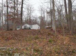 1447 Craun Hollow Rd, White Bluff, TN 37187