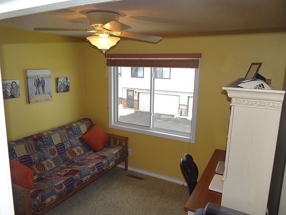 Bedroom 1 (Lots of light)