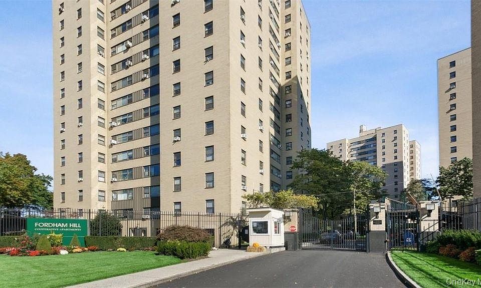 1st image of 3 Fordham Hill Oval #7B